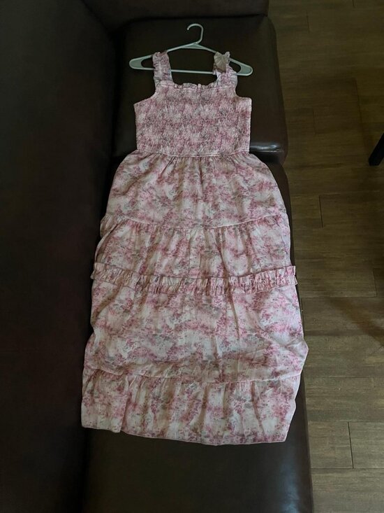 Dresses & Skirts - loral Dress